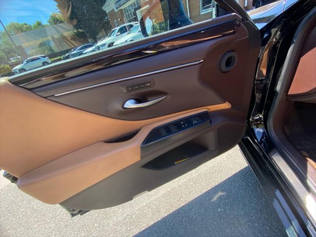 2019 Lexus ES 350 Unknown