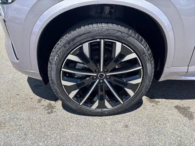 2026 Volvo XC90 Core, B5 AWD Gas (mild hybrid), Gasoline, Bright, 7 Seats