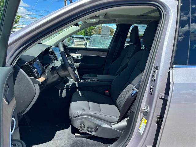 2026 Volvo XC90 Core, B5 AWD Gas (mild hybrid), Gasoline, Bright, 7 Seats