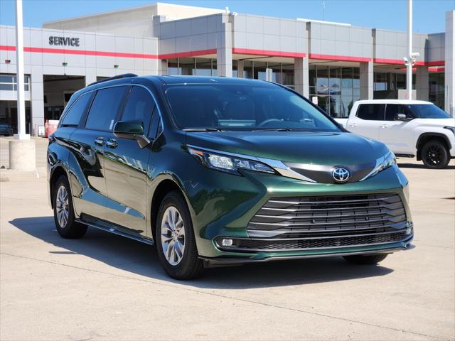 2026 Toyota Sienna XLE