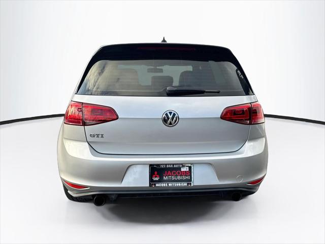 2016 Volkswagen Golf GTI SE 4-Door