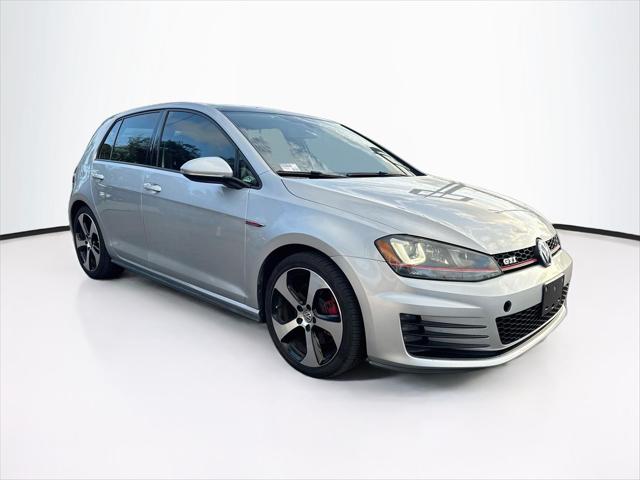2016 Volkswagen Golf GTI SE 4-Door