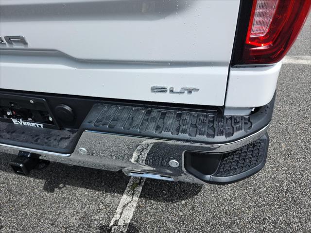 2026 GMC Sierra 1500 Crew Cab, Short Bed, SLT, 4WD