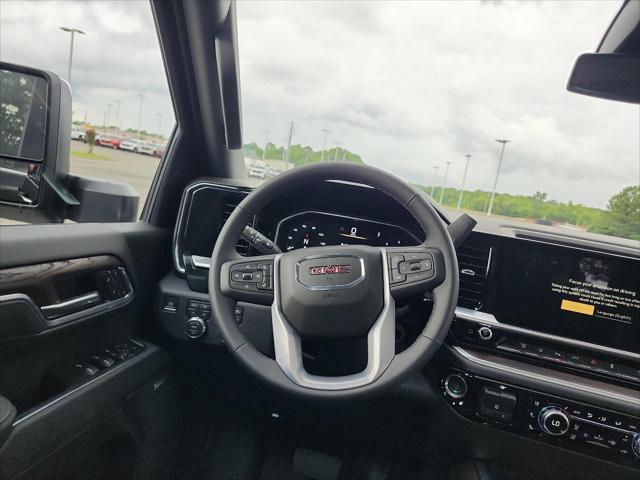 2026 GMC Sierra 2500HD Crew Cab, Standard Bed, SLT, 4WD