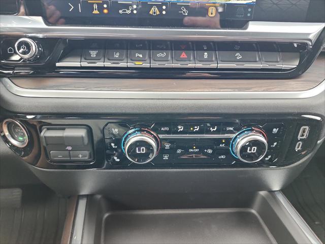 2026 GMC Sierra 2500HD Crew Cab, Standard Bed, SLT, 4WD
