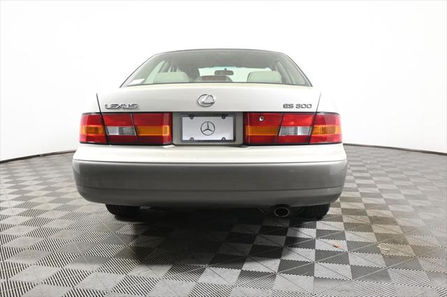 1998 Lexus ES 300 300