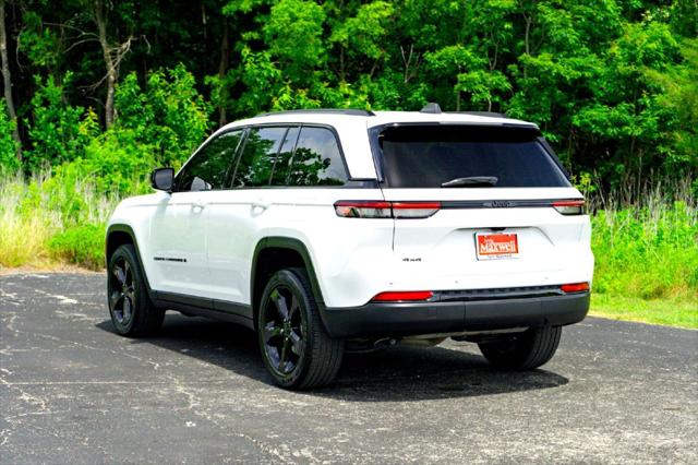 2023 Jeep Grand Cherokee Altitude 4x4