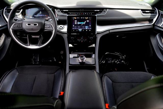 2023 Jeep Grand Cherokee Altitude 4x4