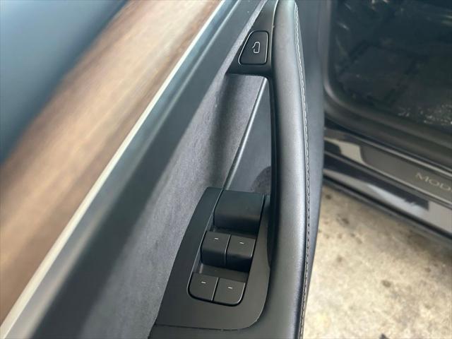 2024 Tesla Model Y Long Range Single Motor Rear-Wheel Drive