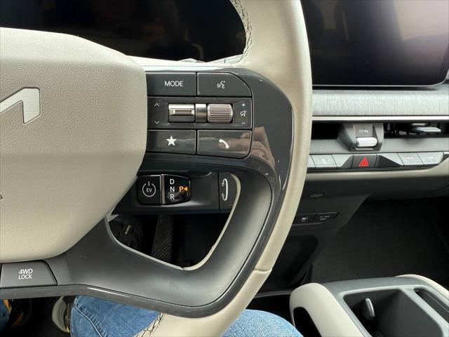 2024 Kia EV9 Wind