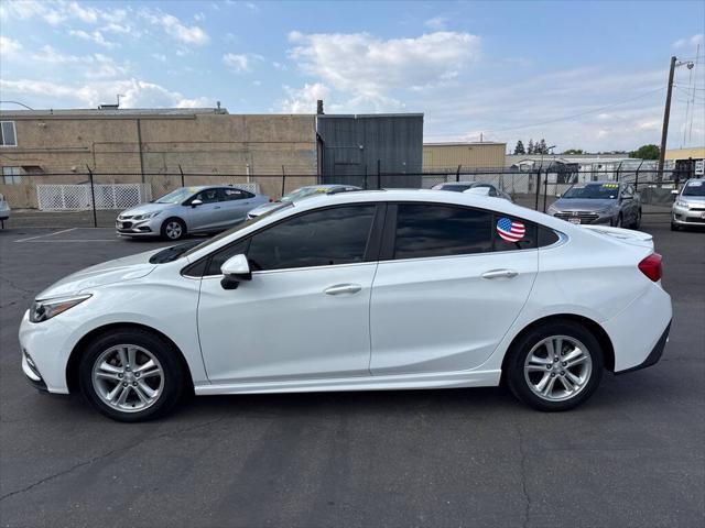 2017 Chevrolet Cruze LT Auto