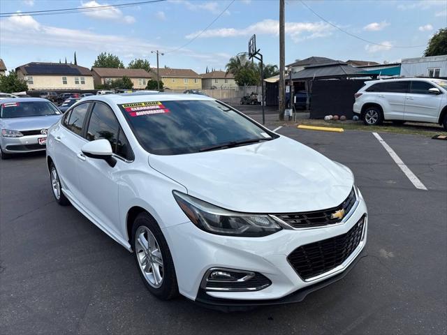 2017 Chevrolet Cruze LT Auto