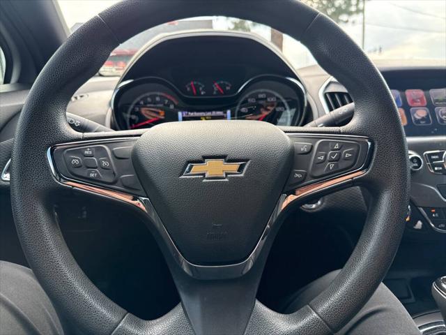 2017 Chevrolet Cruze LT Auto
