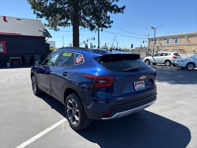 2024 Chevrolet Trax FWD LT