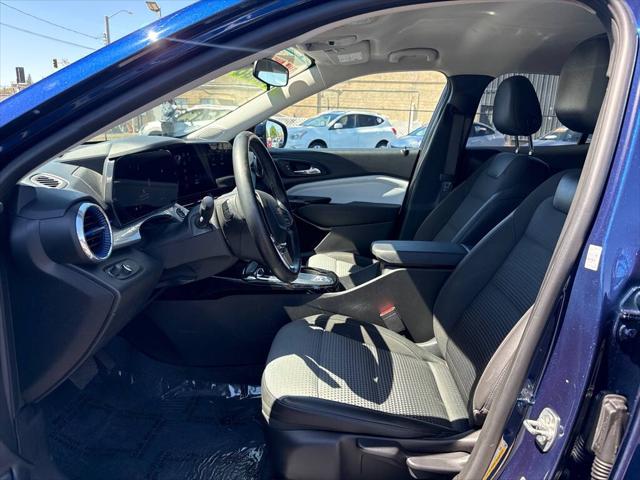 2024 Chevrolet Trax FWD LT