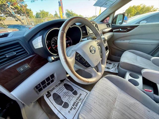 2016 Nissan Quest SV