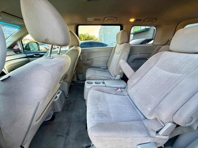 2016 Nissan Quest SV