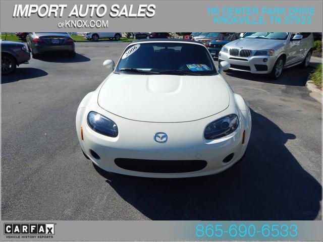 2006 Mazda MX-5 Base 2dr Convertible