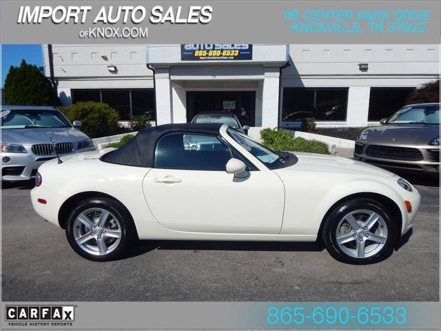 2006 Mazda MX-5 Base 2dr Convertible
