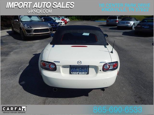 2006 Mazda MX-5 Base 2dr Convertible