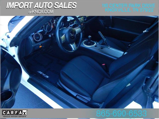 2006 Mazda MX-5 Base 2dr Convertible