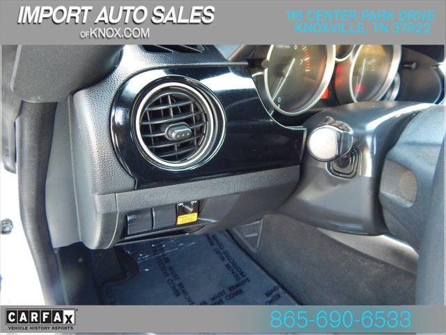 2006 Mazda MX-5 Base 2dr Convertible