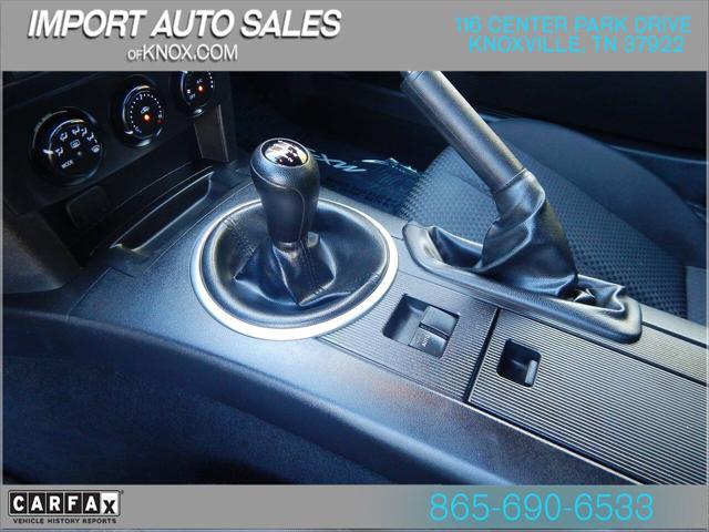 2006 Mazda MX-5 Base 2dr Convertible