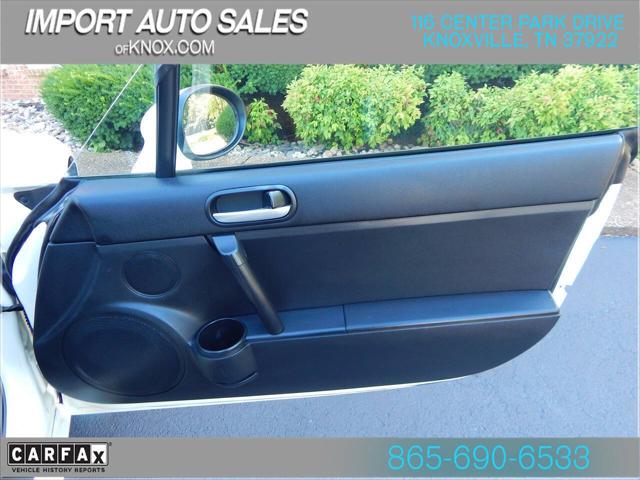 2006 Mazda MX-5 Base 2dr Convertible