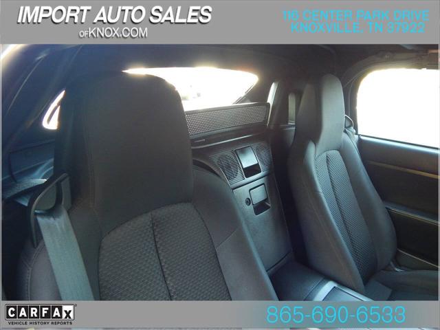 2006 Mazda MX-5 Base 2dr Convertible