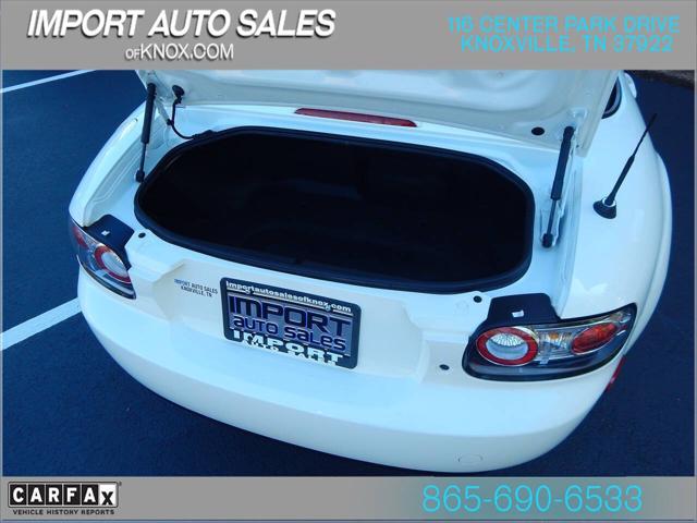2006 Mazda MX-5 Base 2dr Convertible