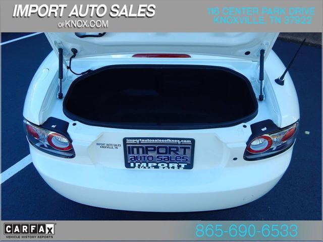 2006 Mazda MX-5 Base 2dr Convertible