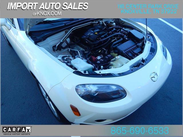 2006 Mazda MX-5 Base 2dr Convertible