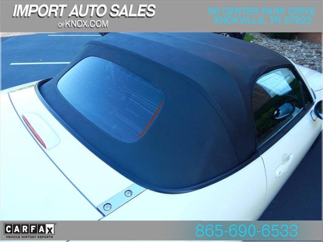 2006 Mazda MX-5 Base 2dr Convertible