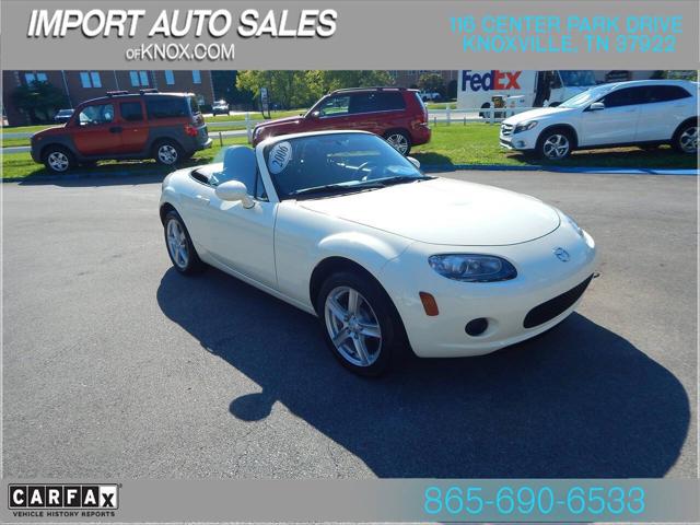 2006 Mazda MX-5 Base 2dr Convertible