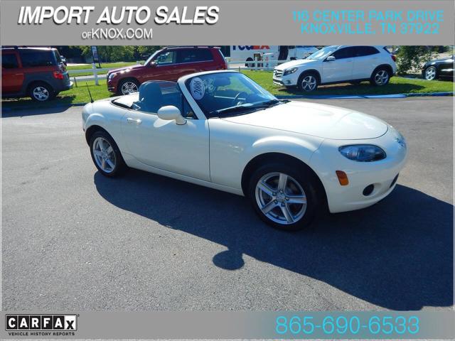 2006 Mazda MX-5 Base 2dr Convertible