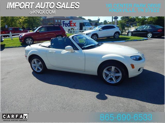 2006 Mazda MX-5 Base 2dr Convertible