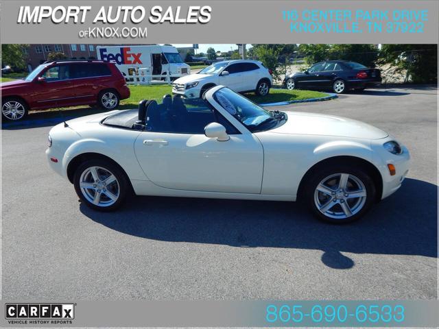 2006 Mazda MX-5 Base 2dr Convertible