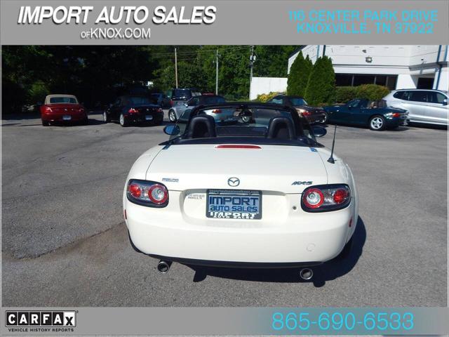 2006 Mazda MX-5 Base 2dr Convertible