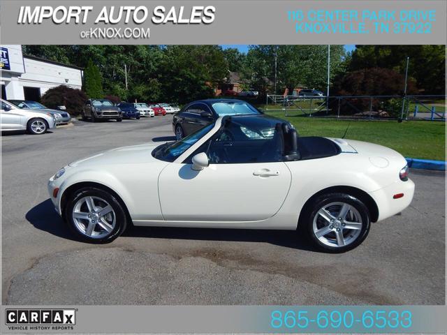2006 Mazda MX-5 Base 2dr Convertible