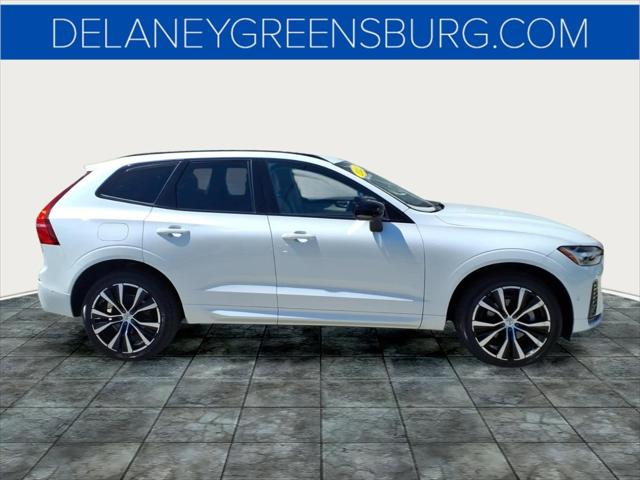 2023 Volvo XC60 B5 Plus Dark Theme