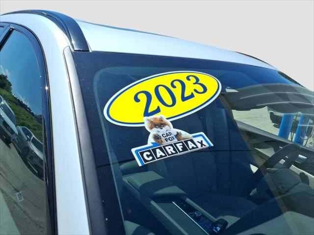 2023 Volvo XC60 B5 Plus Dark Theme