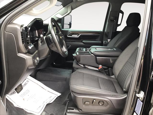 2024 Chevrolet Silverado 3500HD 4WD Crew Cab Long Bed LT