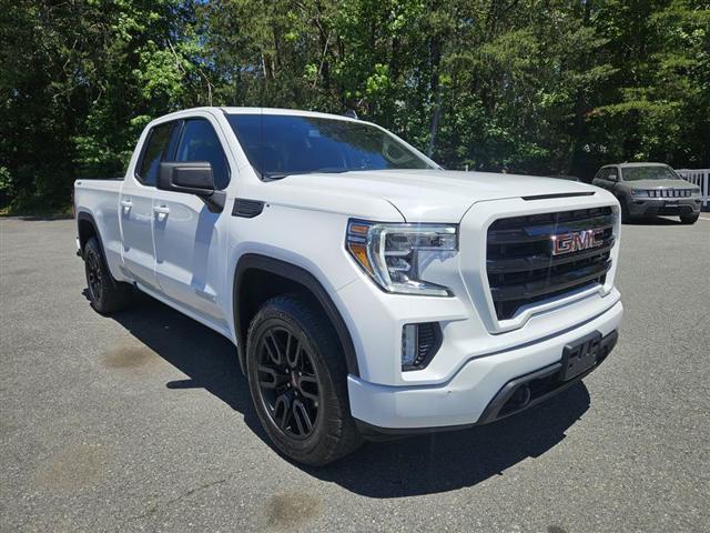 2022 GMC Sierra 1500 Limited 4WD Double Cab Standard Box Elevation with 3VL