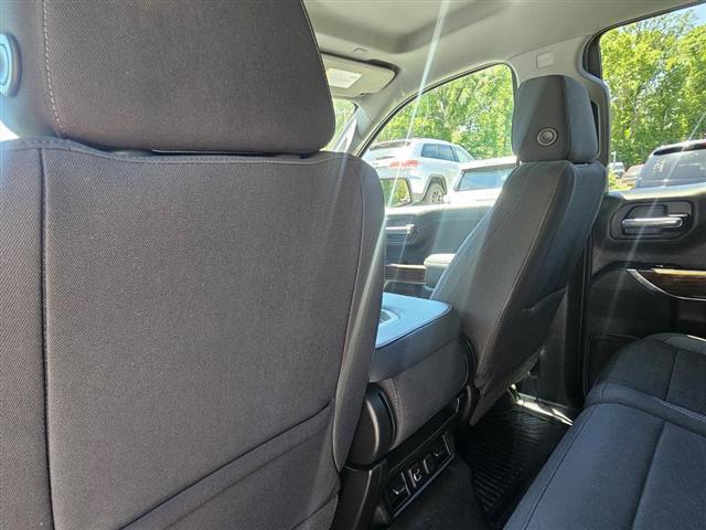 2022 GMC Sierra 1500 Limited 4WD Double Cab Standard Box Elevation with 3VL