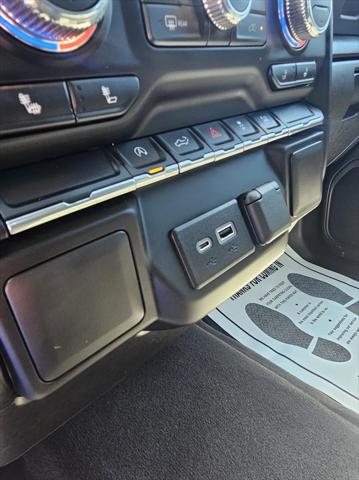 2022 GMC Sierra 1500 Limited 4WD Double Cab Standard Box Elevation with 3VL