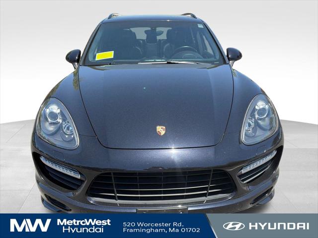 2013 Porsche Cayenne GTS