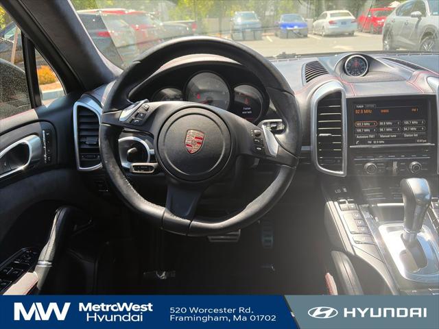 2013 Porsche Cayenne GTS