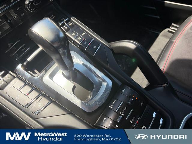 2013 Porsche Cayenne GTS