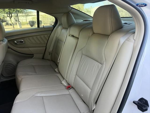 2015 Ford Taurus SEL