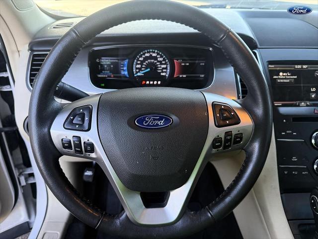 2015 Ford Taurus SEL